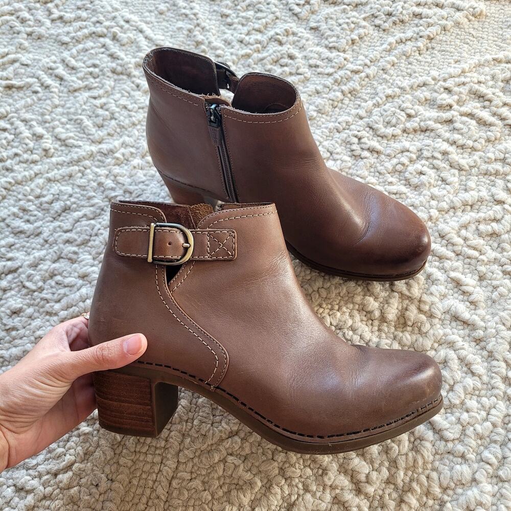 Dansko Clog Booties Henley Ankle Boot Taupe Sz 39